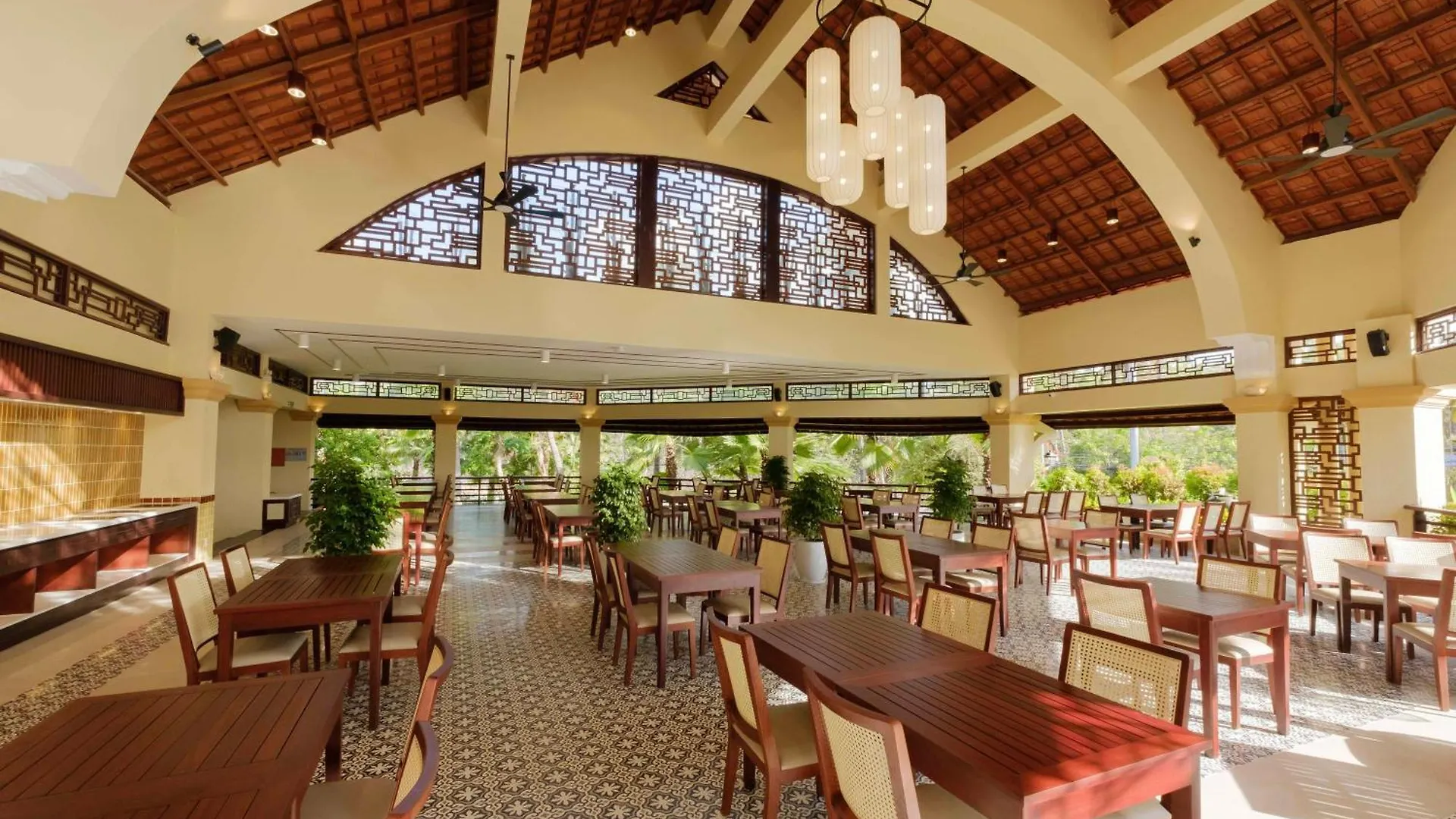Sunny Beach Resort & Spa Phan Thiet 4*,