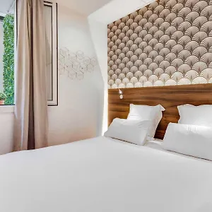 *** Hotell Carladez Cambronne Frankrike