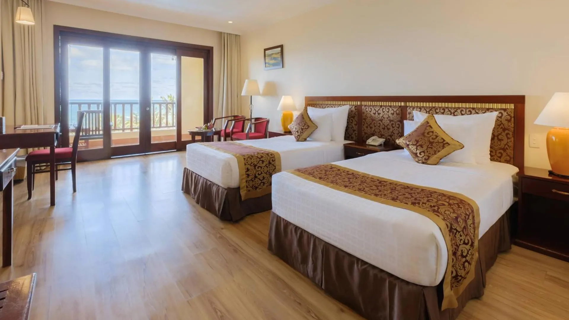 Sunny Beach Resort & Spa Phan Thiet 4*,